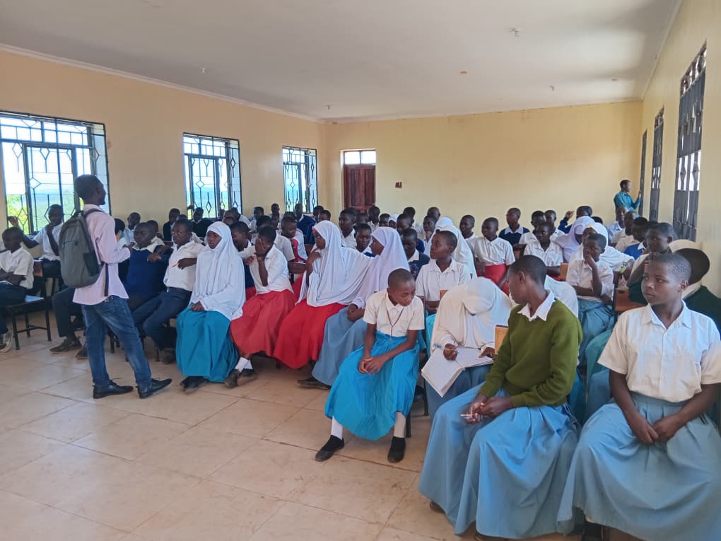 Self-Confidence of Youth and Leadership Training 2